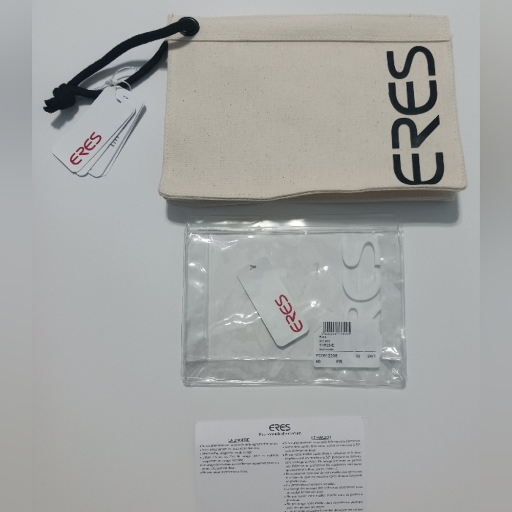 Eres Canvas Pouch.
